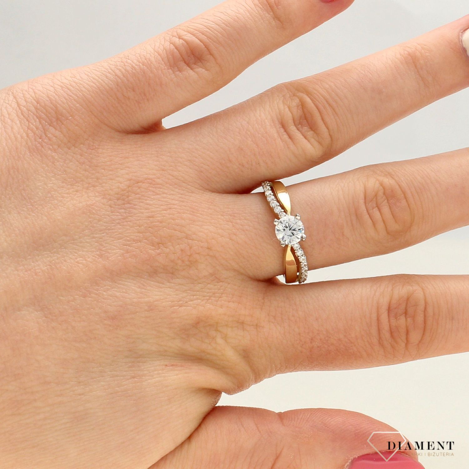 Pierścionek złoty cyrkonią PI 2417 (2).jpg